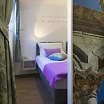 Готель 4 In